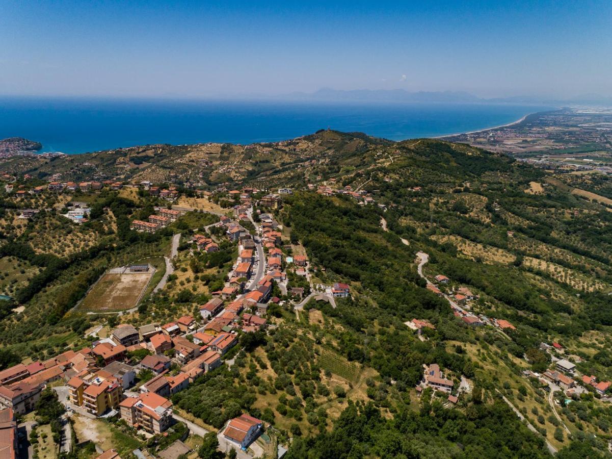 B&B Albachiara Casa Di Campagna Ogliastro Cilento Zewnętrze zdjęcie
