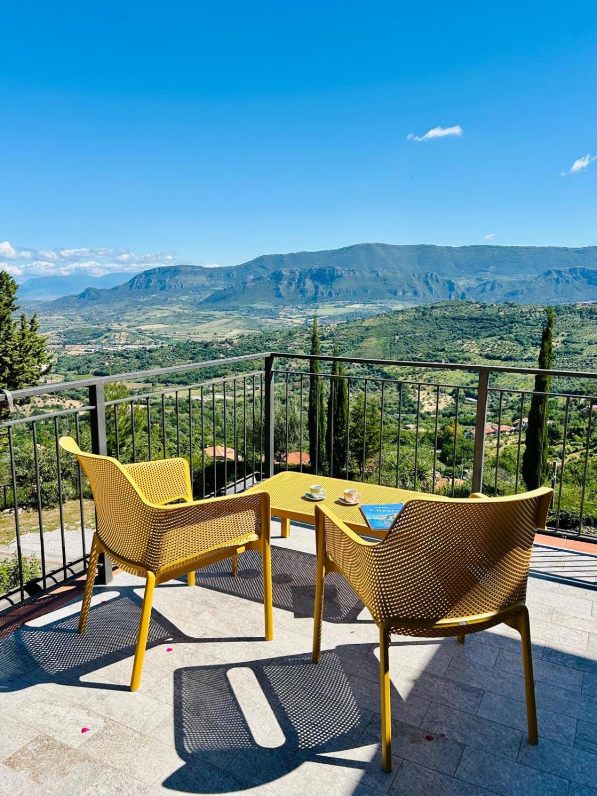 B&B Albachiara Casa Di Campagna Ogliastro Cilento Zewnętrze zdjęcie